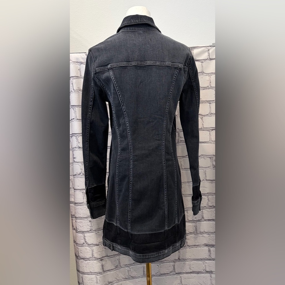 7 For All Mankind Women's Black Denim Button-Front  Trucker Jacket - Picture 2 of 12